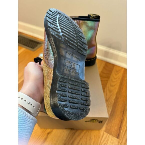 NWT Dr. Martens 1460 Rainbow Ray Mermaid Suede Lace Up Combat Boots, Women’s 6 - Picture 12 of 13